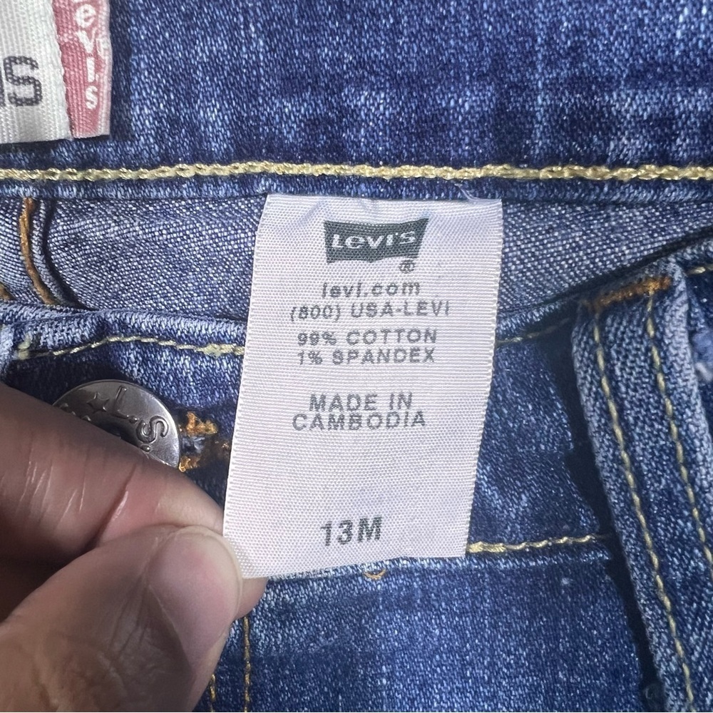 Levi Straight Leg Jeans Size 13M - Picture 3 of 3